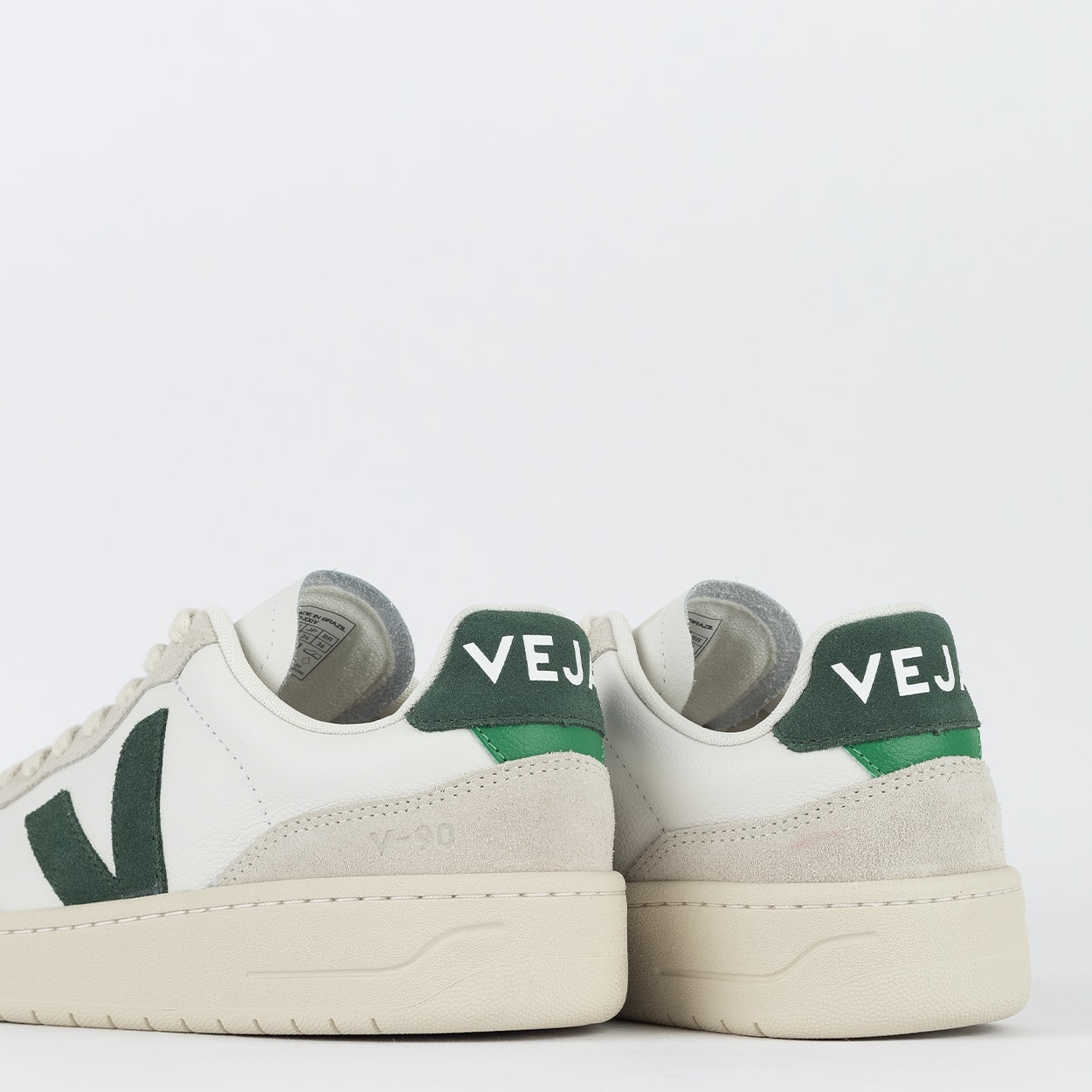 Tênis Veja V-90 O.T Leather Extra White Cyprus VD2003384