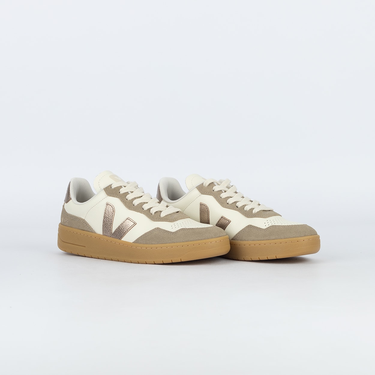 Vitabrid ターミナリスプロフェッショナル Tênis Veja V-90 O.T. Leather Bastille Pure Kiwi Almond Natural
