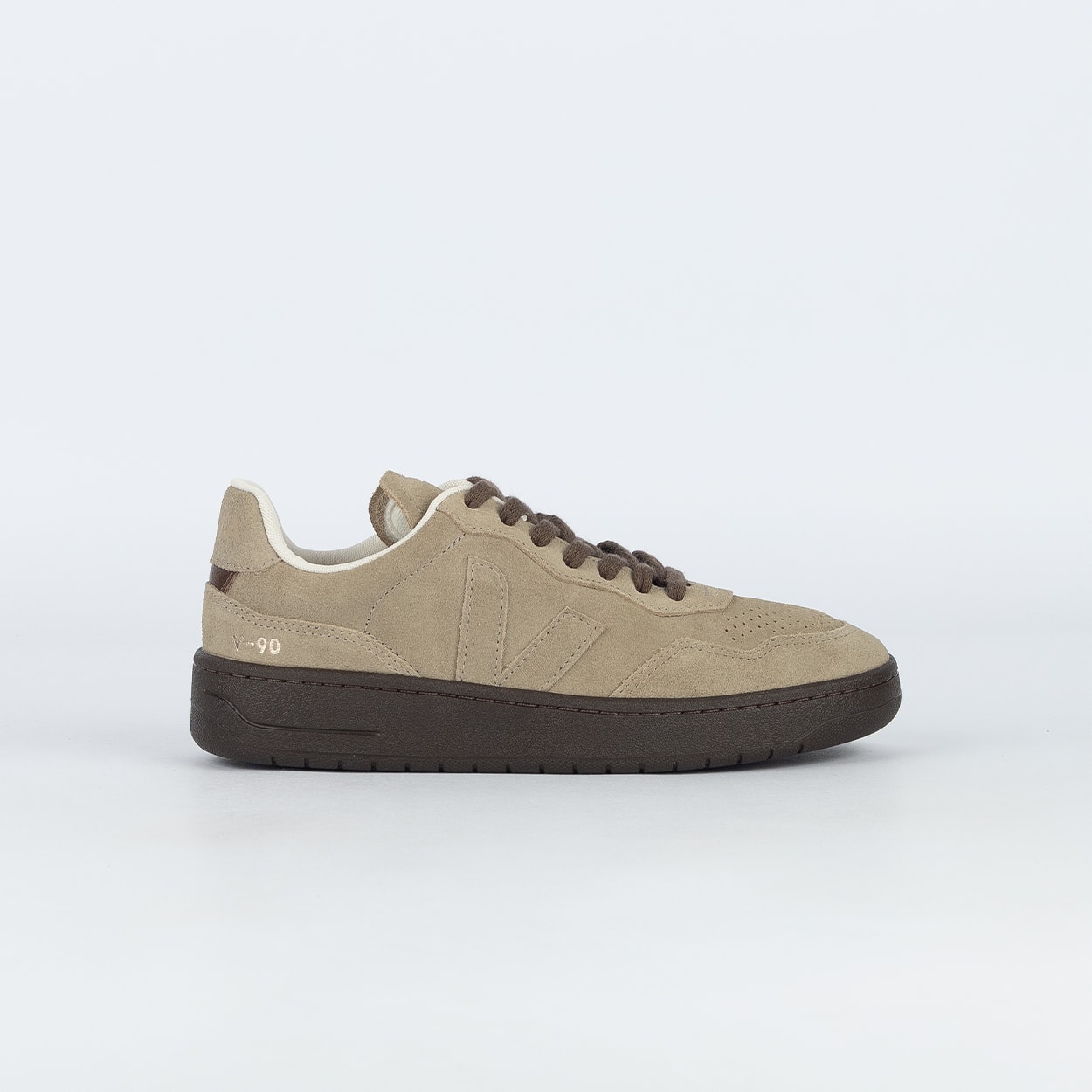 Tênis Veja V-90 Suede Taupe Eagle VD0321729