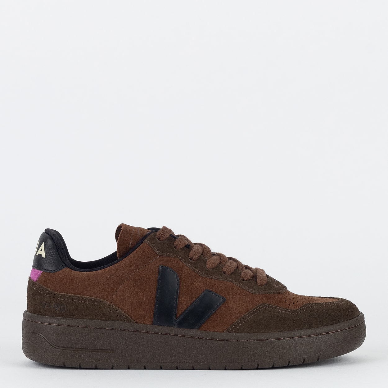 Tênis Veja V-90 Suede Walnut Black VD0303663