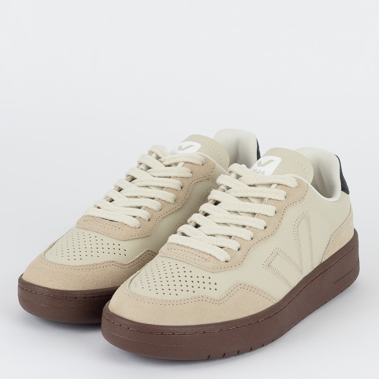 Tênis Veja V-90 ZZ O.T. Leather Pierre Almond Black VZ2020751