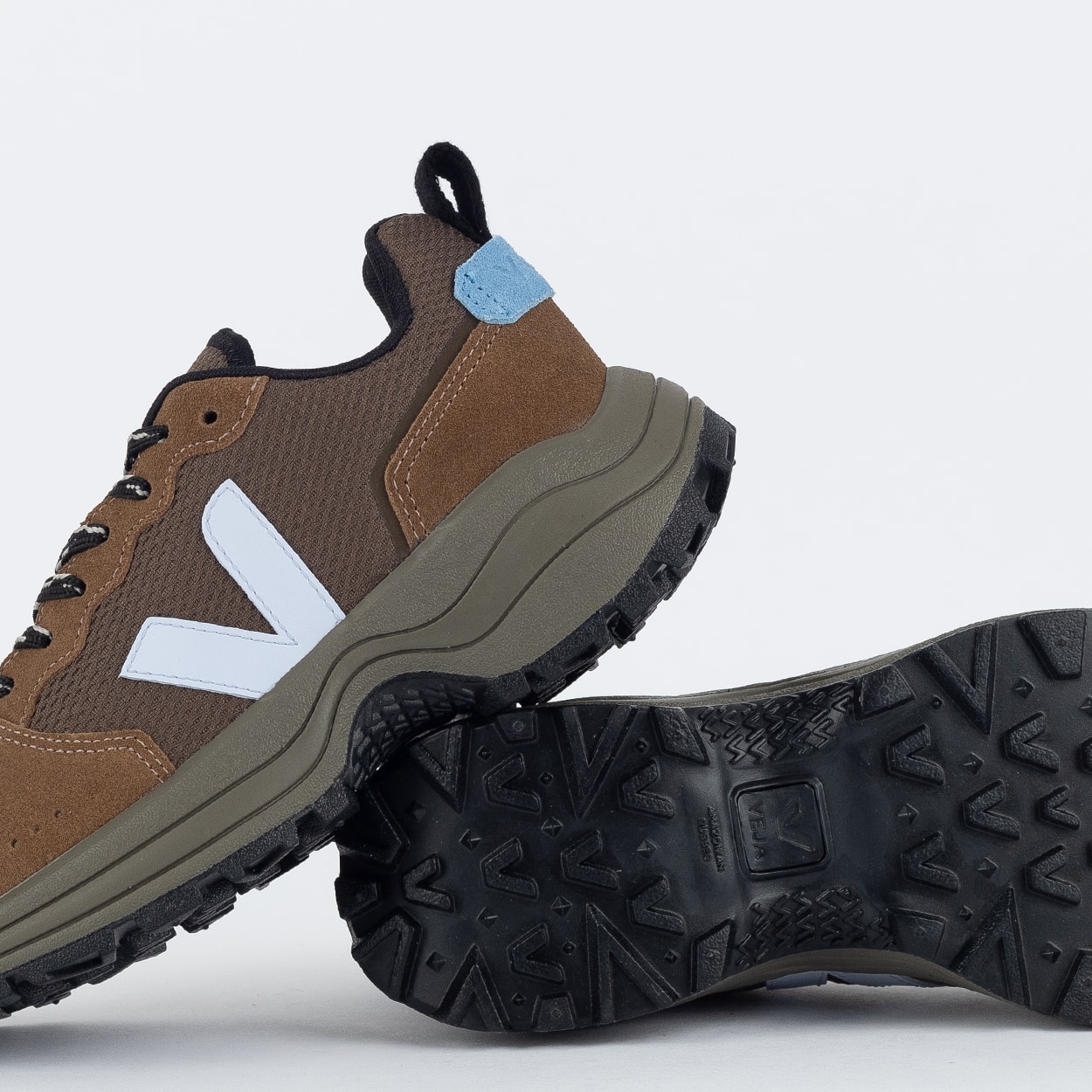 Tênis Veja Venturi II Alveomesh Eagle Swan VR1803754