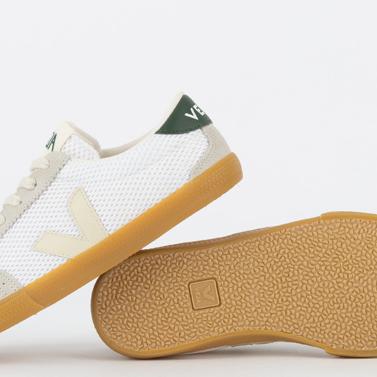 Tênis Veja Volley Aircell Lunar Pierre Cyprus VO2203864