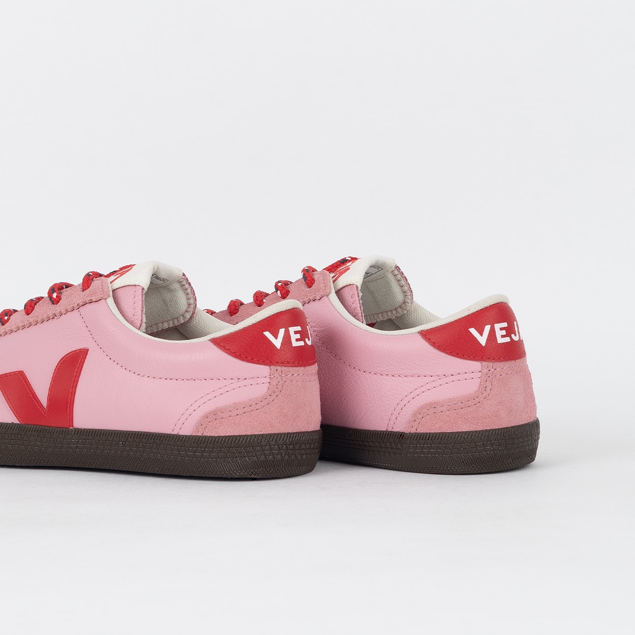 Tênis Veja Volley O.T. Leather Bastille Guimauve Pekin Eagle VO2021182