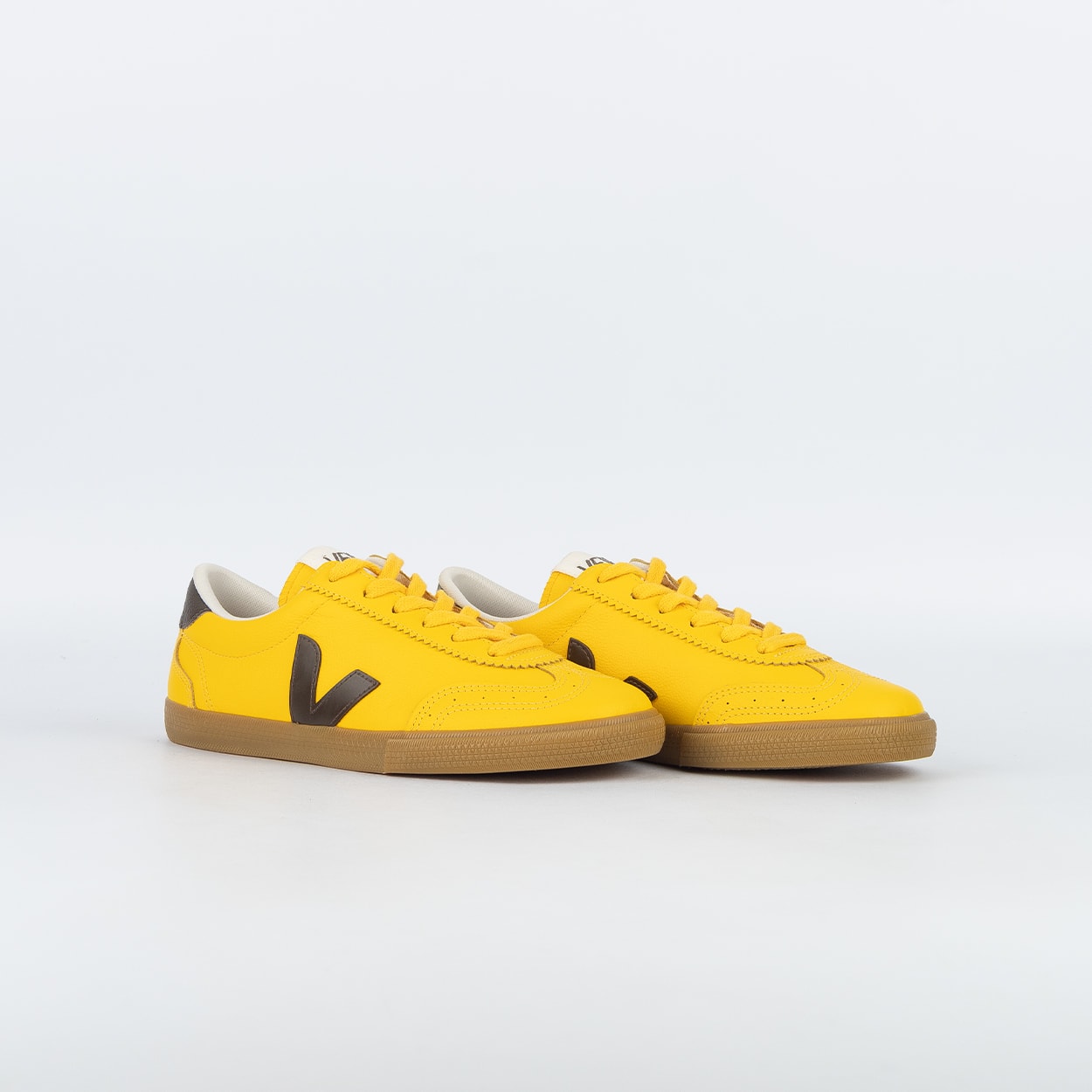 Tênis Veja Volley O.T. Leather Sunshine Eagle Natural VO2021434