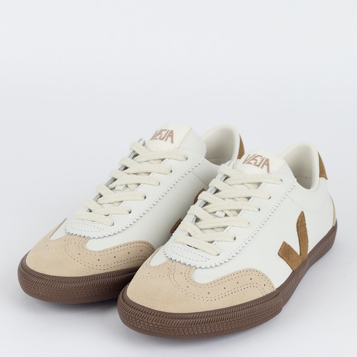 Tênis Veja Volley O.T. Leather White Tent Bark VO2003720