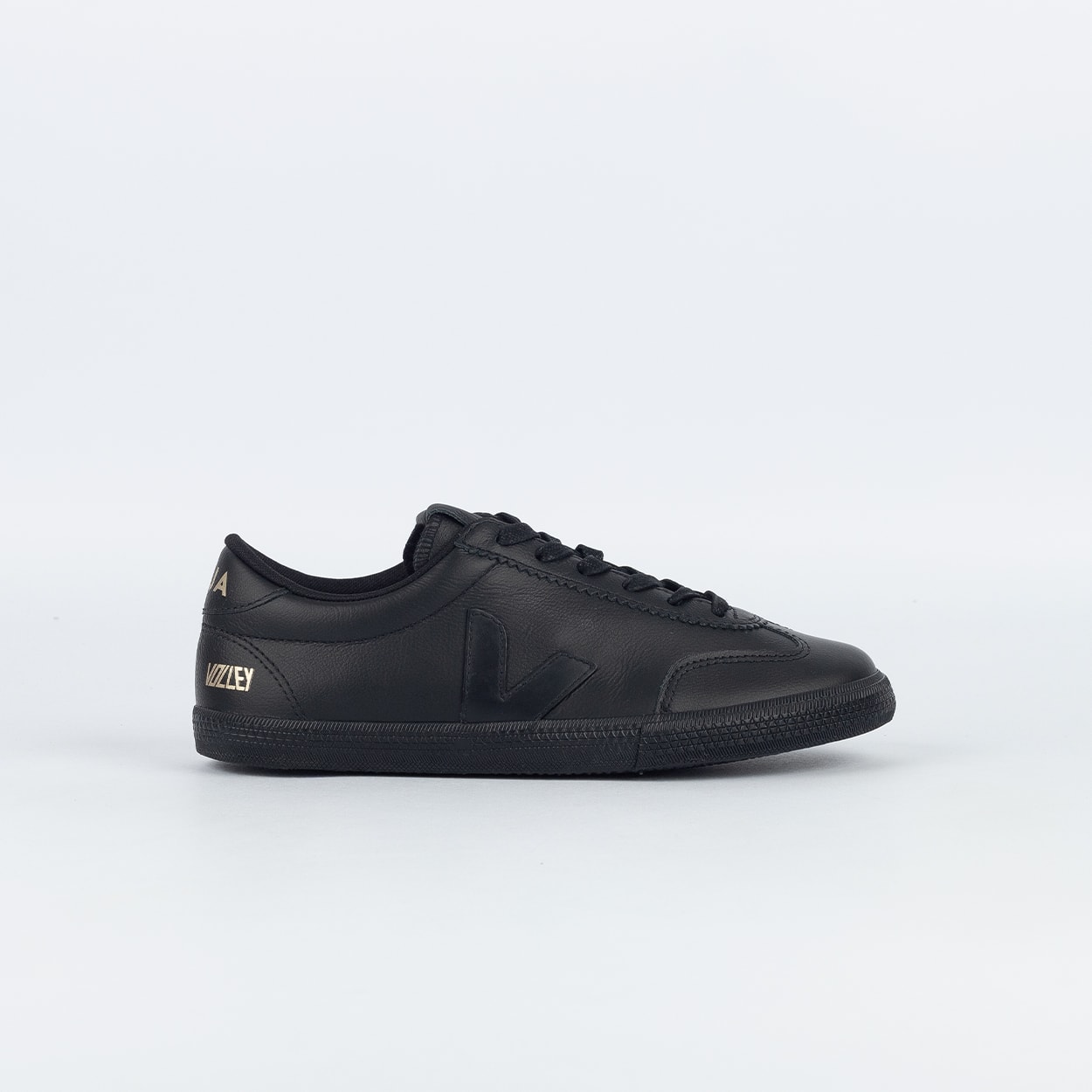 Tênis Veja Volley O.T. Leather Bastille Joker Black Eagle VO2020882