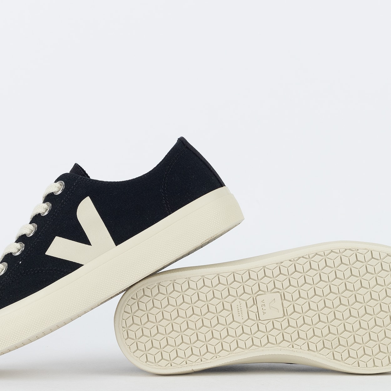 スニーカー VEJA Black canvas Wata II sneakers (PL0101397 BLACKPIERRE) PL0101397_1.jpg