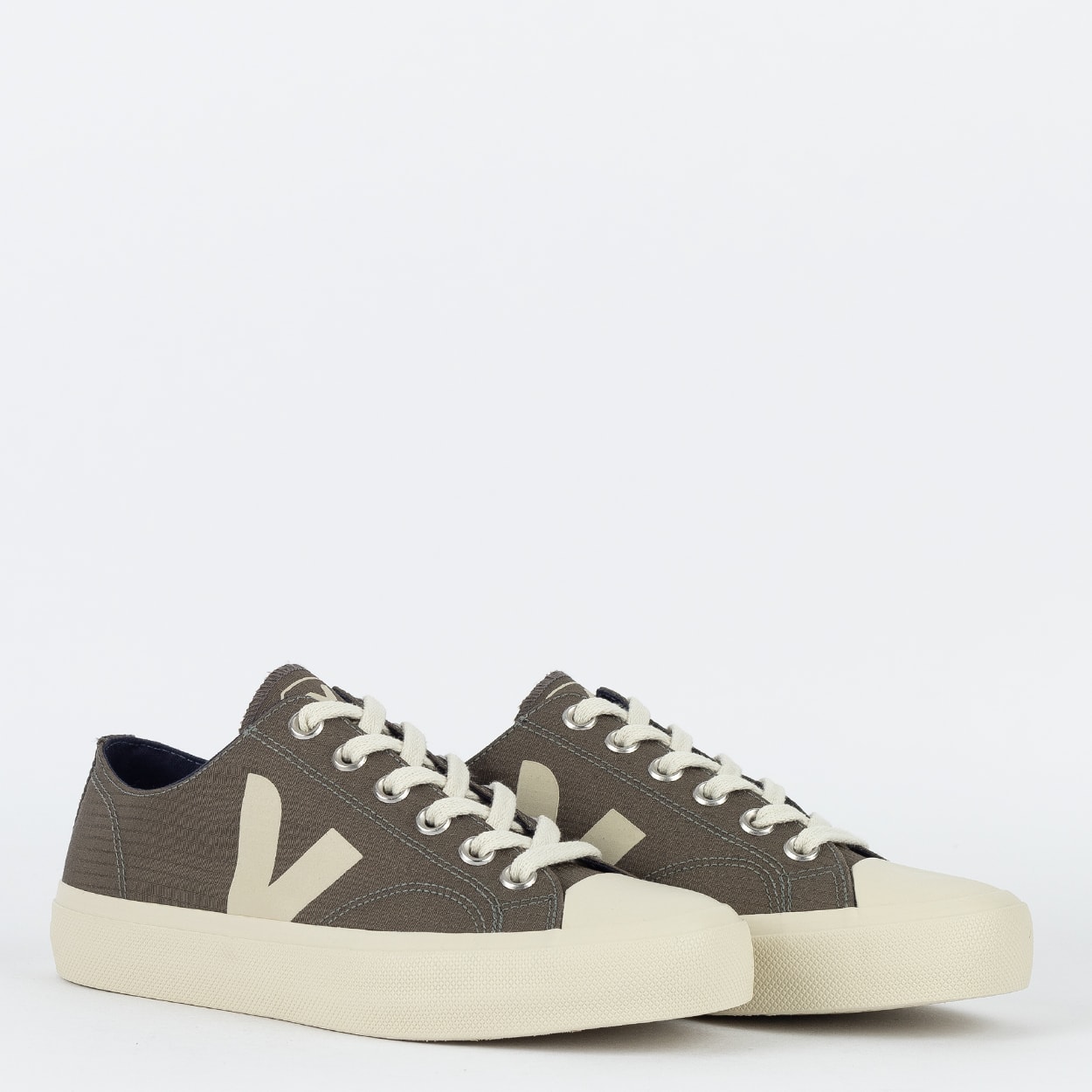 Tênis Veja Wata II Low Ripstop Nautico Pierre PL1903349