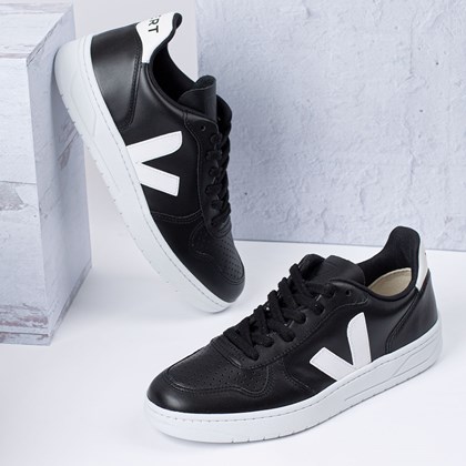 Tênis Vert Shoes V-10 Leather Black White White Sole VX022268