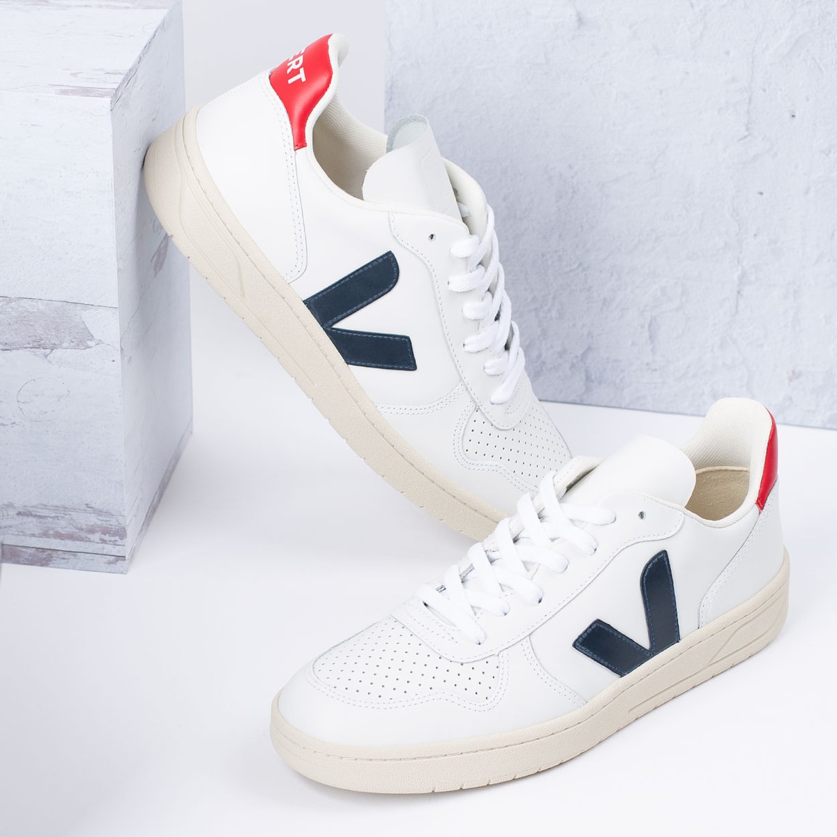 Tênis Vert Shoes V10 Leather Extra White Nautico Pekin VX021267 na Loja Virus 41 Tênis Vert Shoes V10 Leather Extra White Nautico Pekin VX021267 na Loja Virus 41