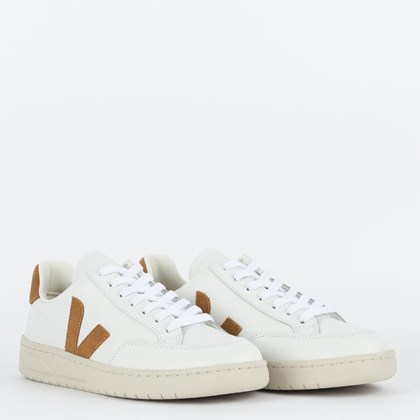 Tênis Vert Shoes V-12 Leather Extra White Camel XD0202322