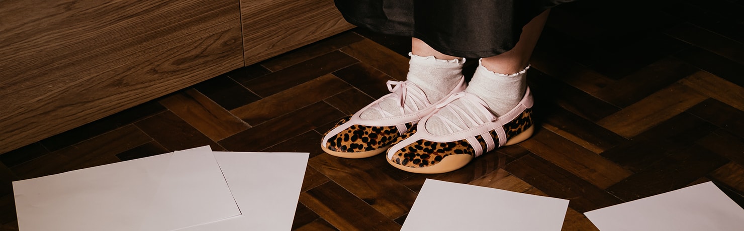 Tênis adidas Taekwondo Feminino de Perfil Baixo