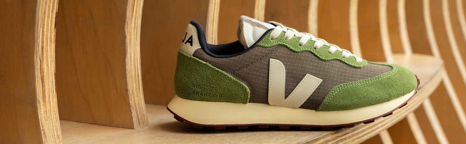 Tênis veja rio branco runner. vert shoes