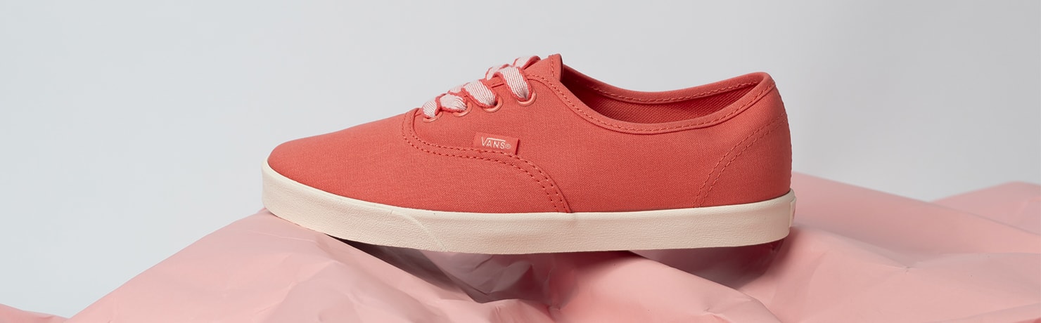 Tênis Vans Baratos com Descontos em Promoção. Outlet da Vans.